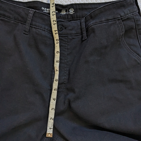 OLD NAVY Extra High Rise Flare 360° Stretch Pants - Picture 6 of 10